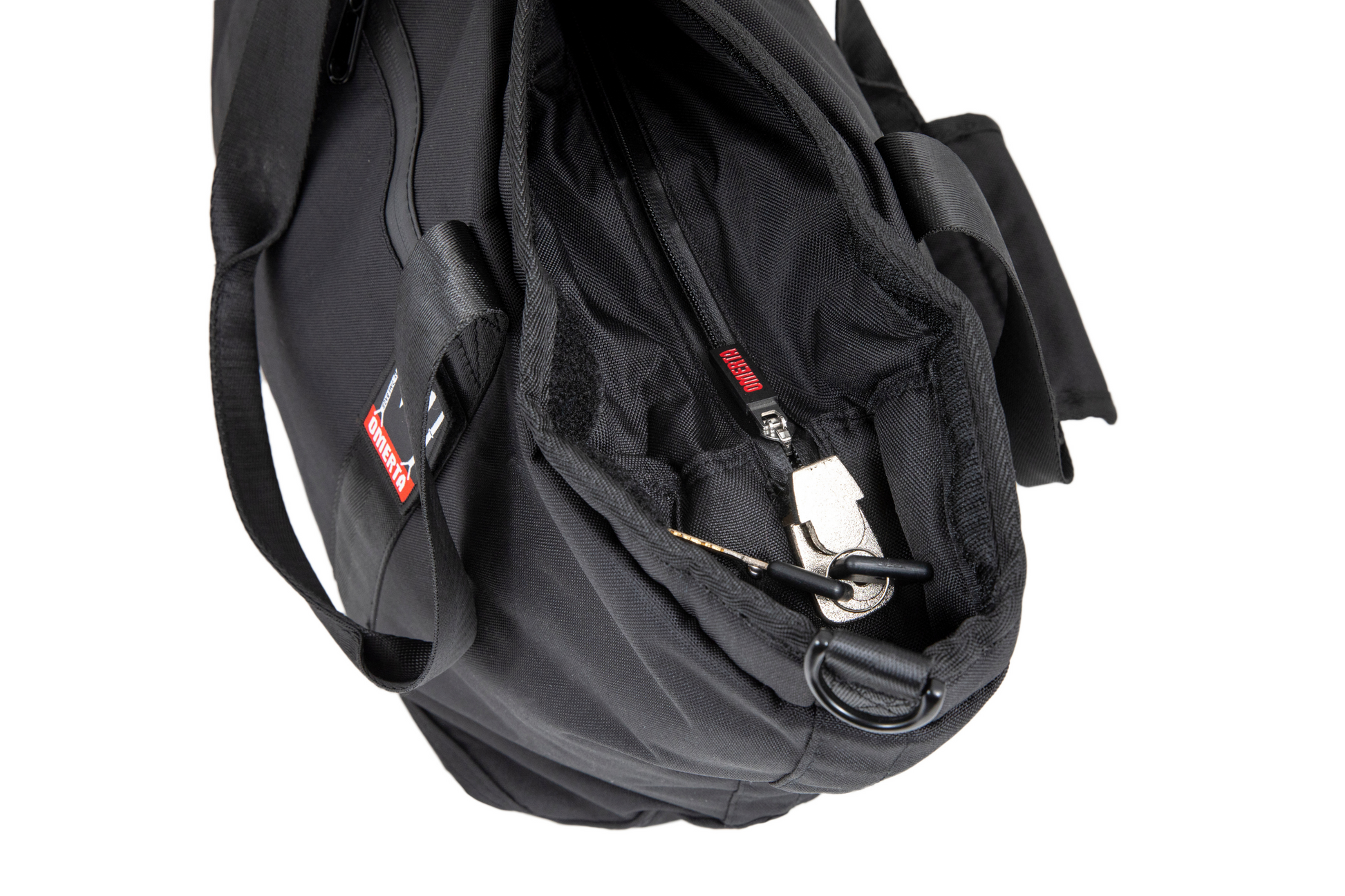 Omerta Convoy | Smell Proof | Lockable Tote |Tote |Carbon Lining
